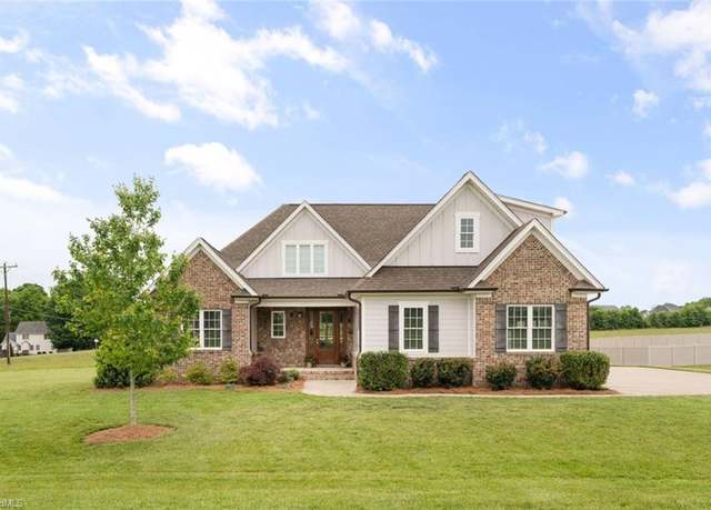 Property at 111 Wellington Ct, Advance, NC 27006, 4 beds, 3.5 baths