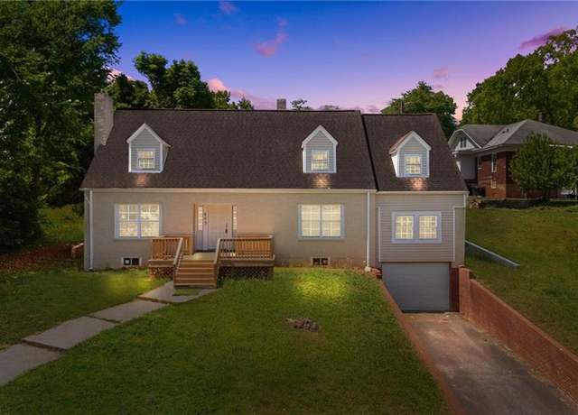 Property at 405 W 4th Ave, Lexington, NC 27292, 5 beds, 3 baths