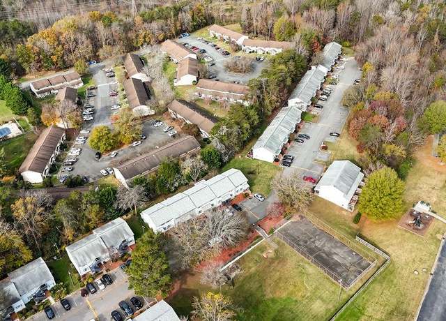Property at 4000 Greene Haven Dr, Winston-salem, NC 27107