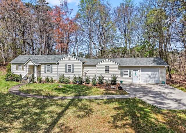 Property at 5109 Fleetwood Cir, Winston-salem, NC 27106, 3 beds, 2 baths