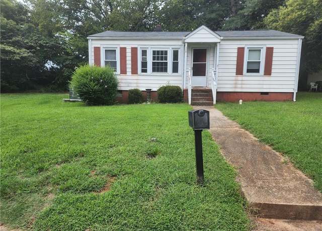Property at 110 Booker Ave, Lexington, NC 27292, 3 beds, 1 bath