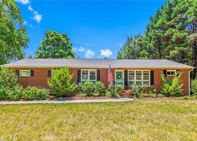 Property at 541 Robbins Rd, Winston-salem, NC 27107, 3 beds, 2 baths