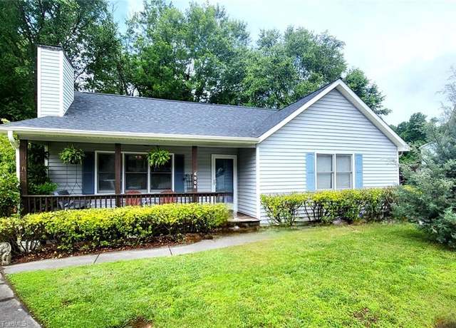 Property at 6008 Southcrest Dr, Clemmons, NC 27012, 3 beds, 2 baths