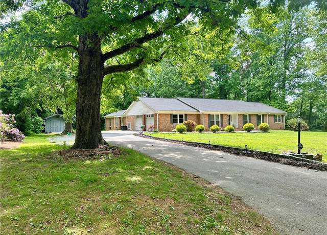 Property at 114 Kathland Ave, Thomasville, NC 27360, 7 beds, 3.5 baths