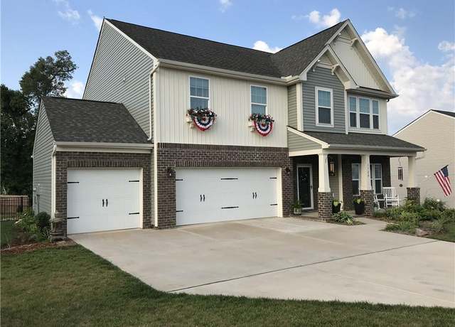 Property at 1720 Ridge Bluff Cir, Rural Hall, NC 27045, 4 beds, 2.5 baths