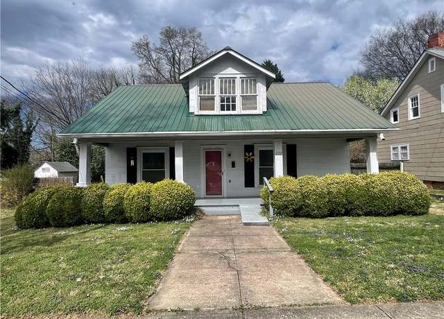 Property at 222 Vance St, Lexington, NC 27292, 2 beds, 1.5 baths