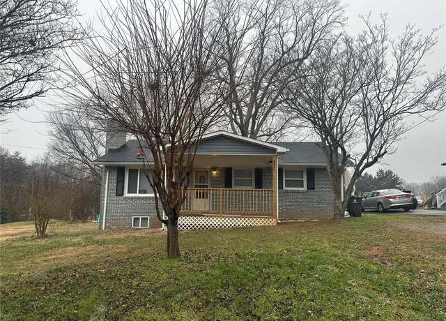 Property at 4846 Monte Vista St, Winston-salem, NC 27105, 3 beds, 1 bath