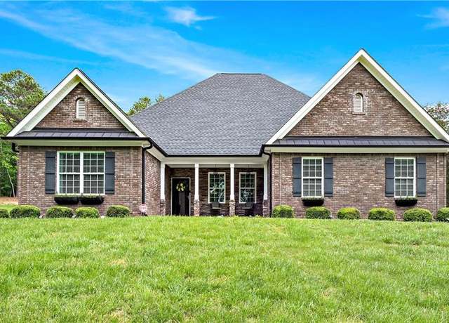 Property at 7567 Thriftwood Ct, Lewisville, NC 27023, 3 beds, 2 baths