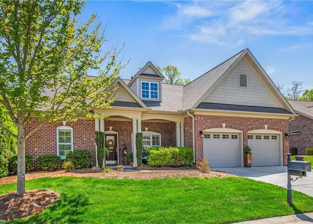 Property at 300 St James Dr, Winston-salem, NC 27107, 4 beds, 3 baths