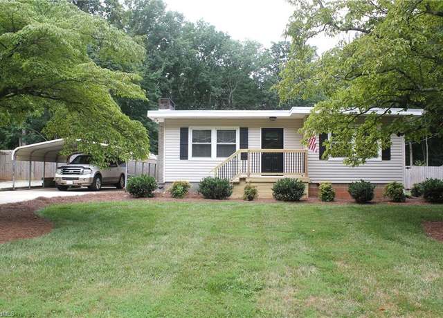Property at 2524 New Garden Rd E, Greensboro, NC 27455, 2 beds, 1 bath