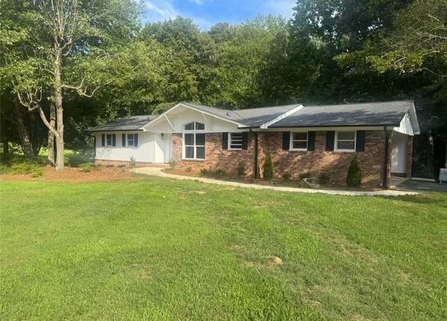 Property at 6848 Ridge Rd, Lexington, NC 27295, 3 beds, 2 baths
