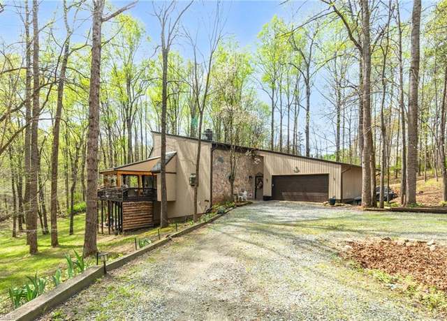 Property at 3742 Fieldview Rd, Pleasant Garden, NC 27313, 4 beds, 3 baths