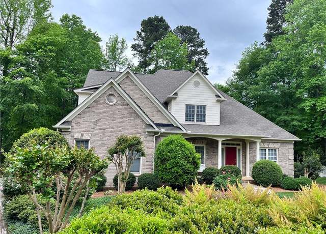 Property at 1 Amy Ct, Jamestown, NC 27282, 4 beds, 3.5 baths