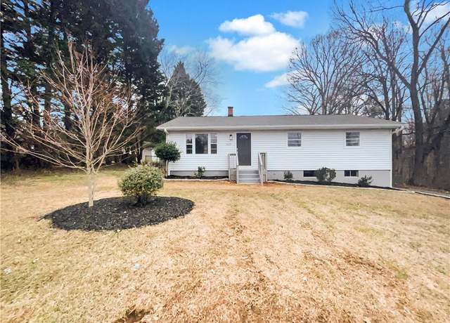 Property at 5622 Ruth Ave, Winston-salem, NC 27105, 3 beds, 1 bath