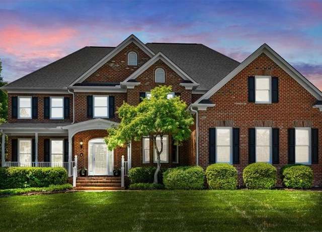 Property at 7011 Mustang Ct, Summerfield, NC 27358, 4 beds, 3.5 baths