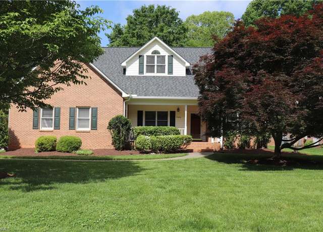 Property at 2686 Amesbury Rd, Winston-salem, NC 27103, 4 beds, 2.5 baths