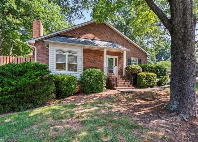 Property at 1916 Cliff Pointe Ct, Winston-salem, NC 27106, 2 beds, 2 baths