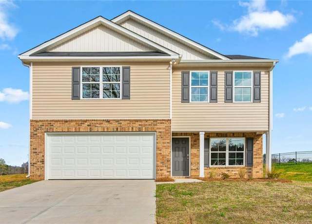 Property at 4526 Red Oak Dr, Trinity, NC 27370, 3 beds, 2.5 baths