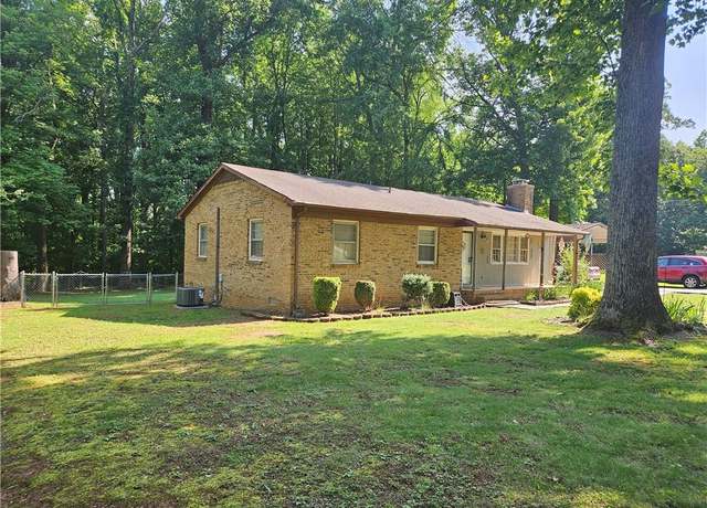 Property at 4917 Streamside Dr, Mcleansville, NC 27301, 3 beds, 2 baths