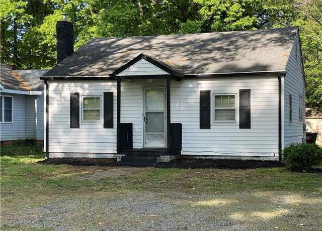 Property at 404 Hickory Chapel Rd, High Point, NC 27260, 2 beds, 1 bath