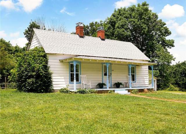 Property at 6510 Old Valley School Rd, Kernersville, NC 27284, 2 beds, 1 bath