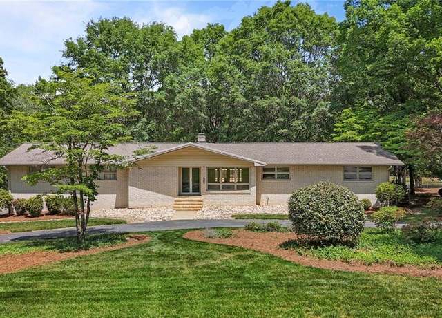 Property at 280 Ranch Dr, Reidsville, NC 27320, 3 beds, 3 baths