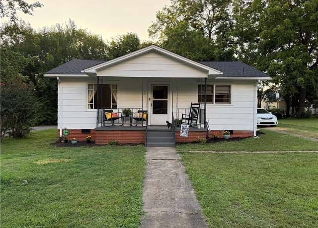 Property at 617 Hargrave St, Lexington, NC 27292, 2 beds, 1 bath