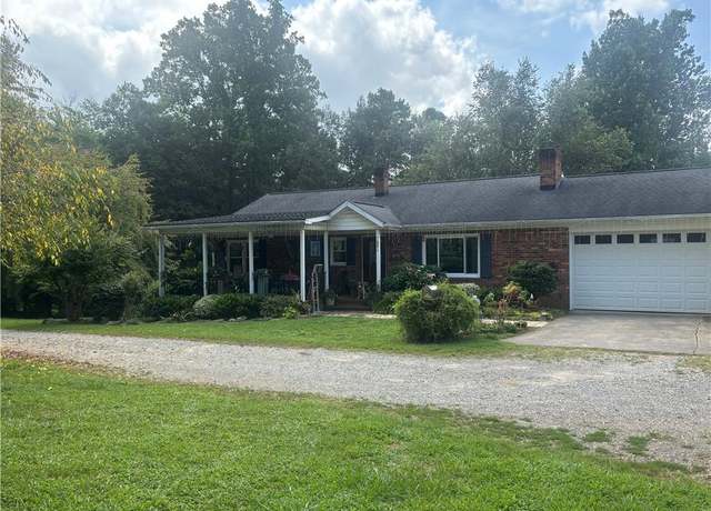 Property at 1080 Autumn Dr, East Bend, NC 27018, 3 beds, 3 baths