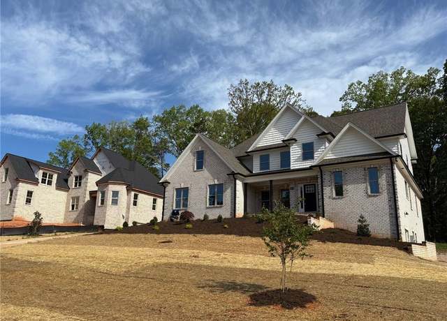 Property at 5471 Meadowlark Ct, Winston-salem, NC 27106, 6 beds, 4.5 baths