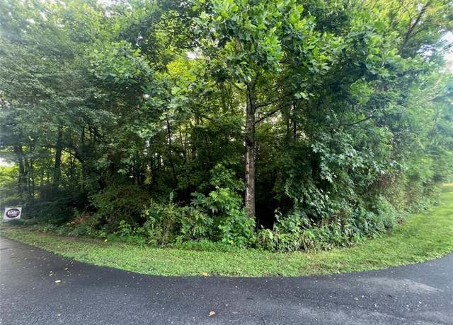 Property at 151 Kyle Smith Ct, Winston-salem, NC 27127
