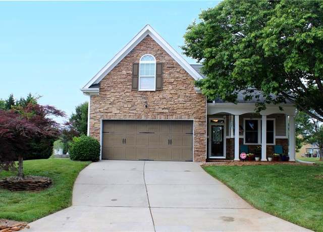 Property at 4520 Willows Ct, High Point, NC 27265, 3 beds, 2.5 baths