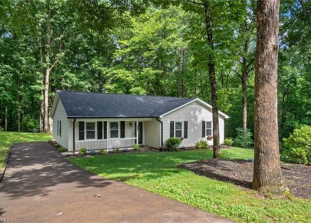 Property at 5301 Westrock Dr, Pfafftown, NC 27040, 3 beds, 2 baths