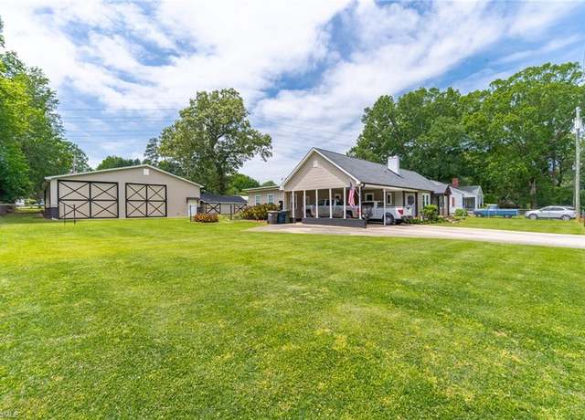 Property at 412 Wall St, Lexington, NC 27292, 3 beds, 1 bath