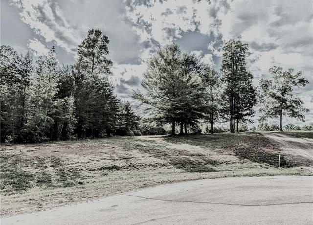 Property at 263 Lake Meadows Dr, Reidsville, NC 27320