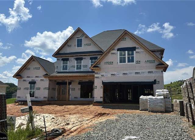Property at 325 Grandworth Way, King, NC 27021, 4 beds, 3.5 baths