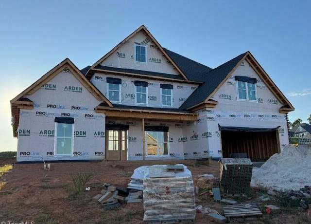 Property at 325 Grandworth Way, King, NC 27021, 4 beds, 3.5 baths