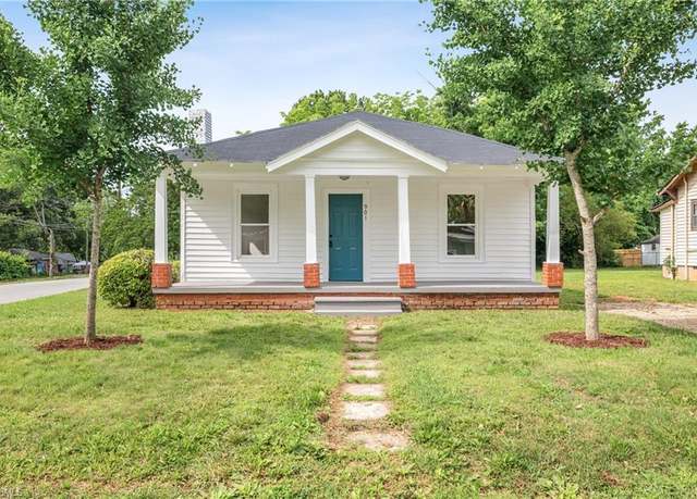 Property at 901 Terrell St, Greensboro, NC 27406, 3 beds, 1 bath