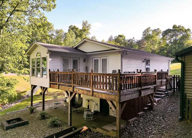 Property at 255 Oriole Dr, Lexington, NC 27292, 2 beds, 2 baths