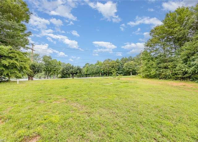 Property at 450 Sanford Ave, Mocksville, NC 27028