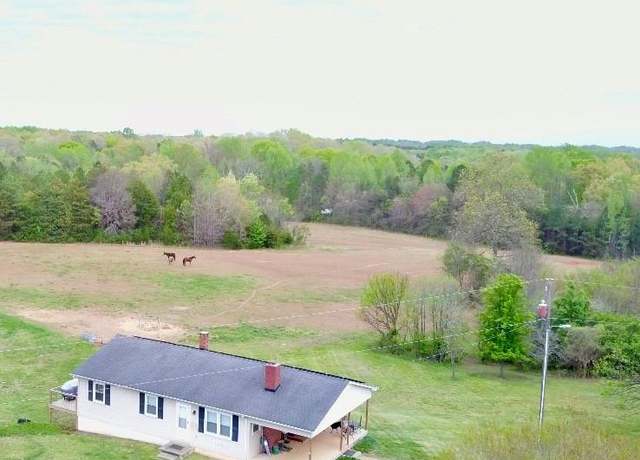 Property at 128 Falcon Ln, Mocksville, NC 27028, 3 beds, 1 bath