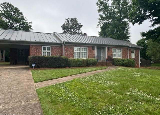 Property at 905 Kildee Dr, Lexington, NC 27292, 3 beds, 2 baths
