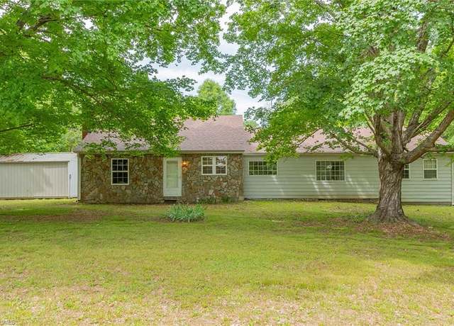 Property at 6704 Welborn Rd, Trinity, NC 27370, 3 beds, 2 baths