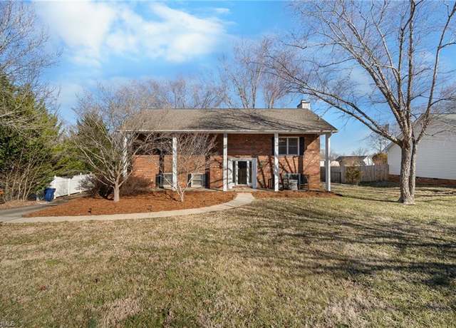 Property at 7512 Friendship Ledford Rd, Winston-salem, NC 27107, 3 beds, 3.5 baths