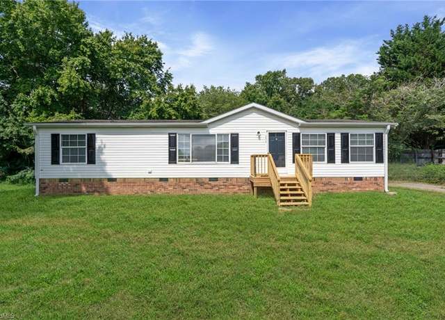 Property at 5810 Nc Highway 66 S, King, NC 27021, 3 beds, 2 baths
