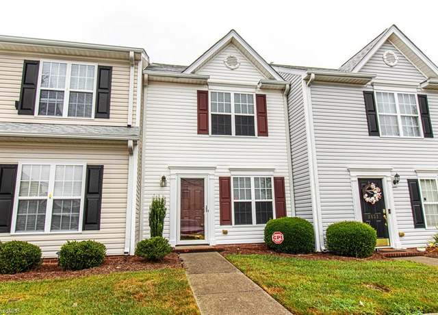 Property at 3849 Hickswood Creek Dr, High Point, NC 27265, 2 beds, 1.5 baths