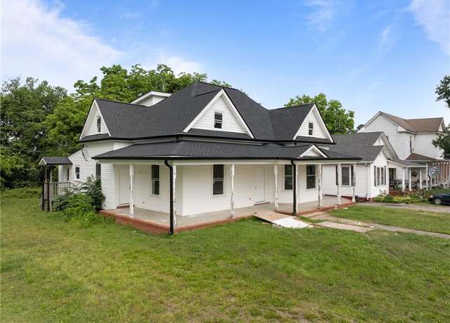 Property at 608 Montgomery St, Reidsville, NC 27320