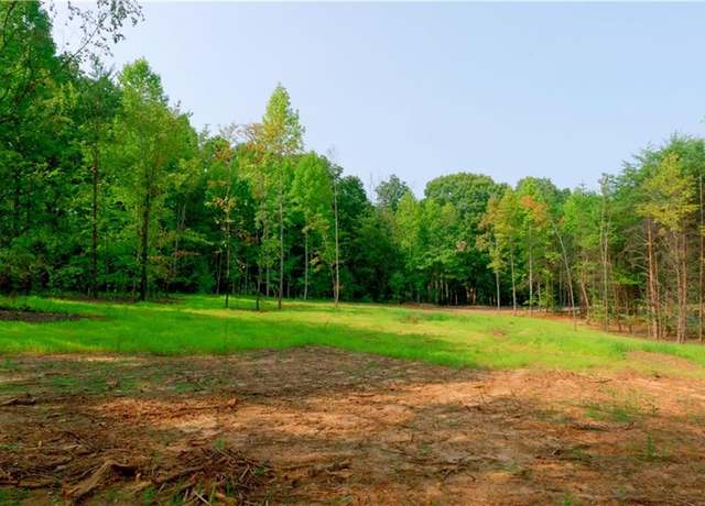 Property at 7 & 8 Mountain View Rd, King, NC 27021