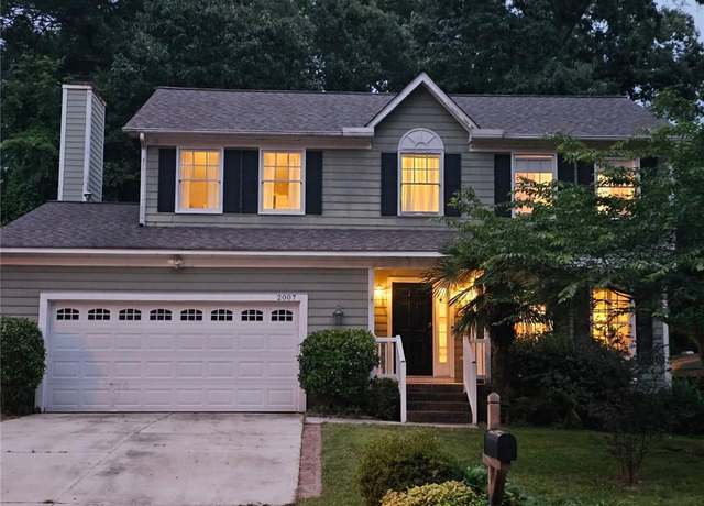 Property at 2007 Kildare Woods Dr, Greensboro, NC 27407, 4 beds, 2.5 baths