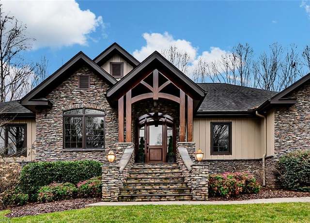 Property at 868 Laurel Dr, Asheboro, NC 27205, 3 beds, 3.5 baths