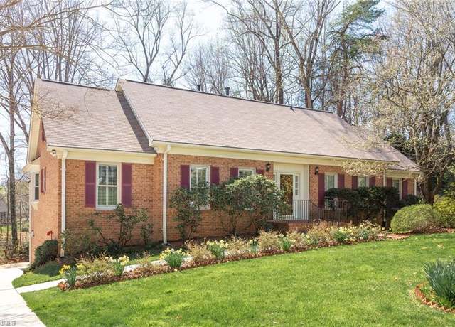 Property at 6 Holly Crest Ct, Greensboro, NC 27410, 5 beds, 3 baths